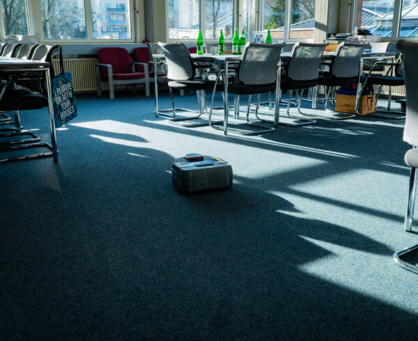 RoboPlanet_Partnerschaft DGS_Büroreinigung_Nexaro